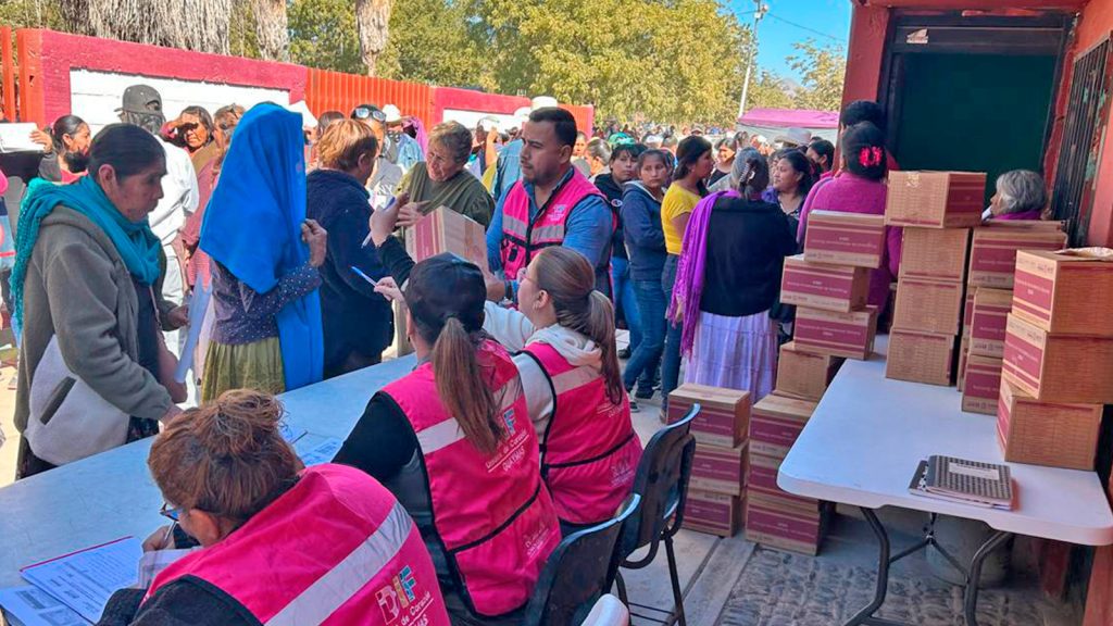 Entrega DIF Guaymas despensas a familias – H. Ayuntamiento de Guaymas